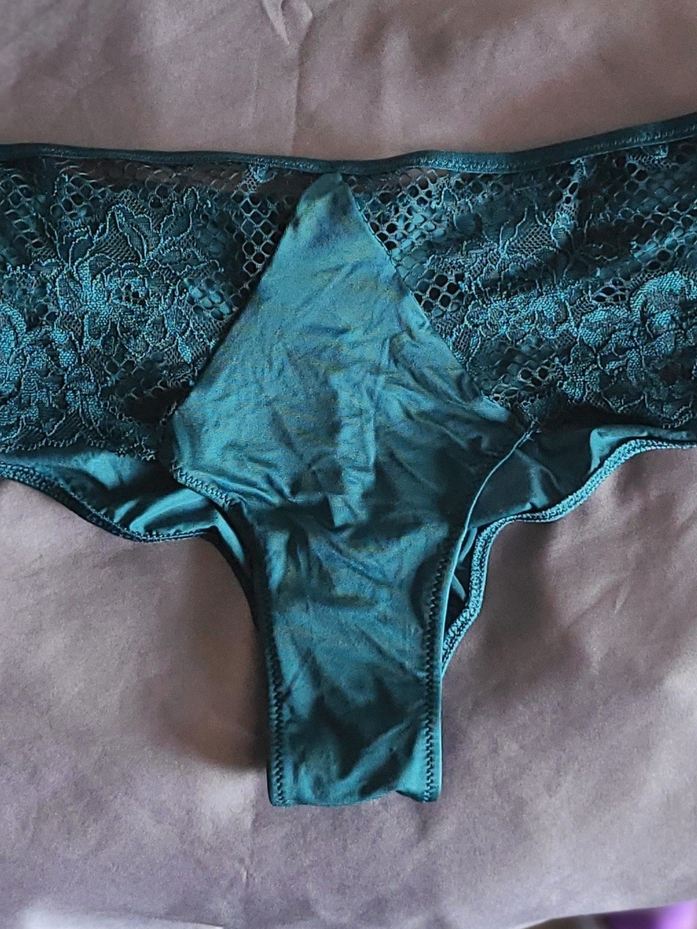 Victoria's Secret Emerald Green Lace Cheeky Panty